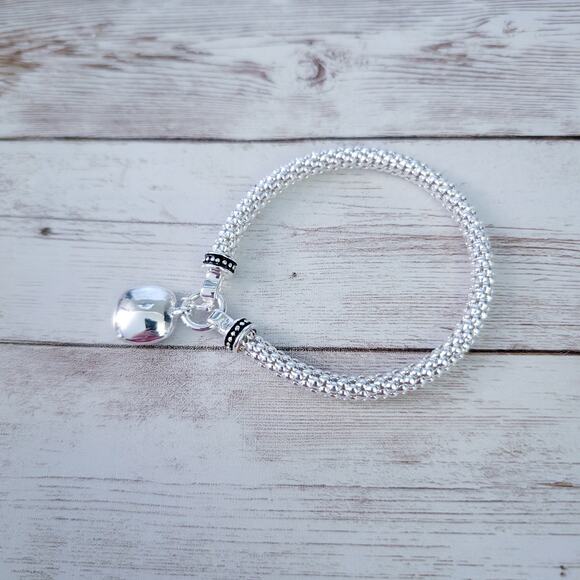 Nine West Stretch Bracelet Silver Tone with Blue Gem - Picture 4 of 9